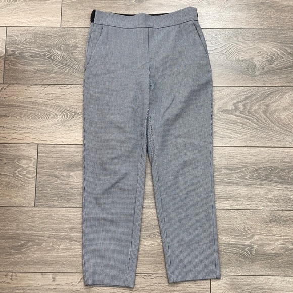 Aritzia dress pants with elastic waist, size 0 - Picture 1 of 4